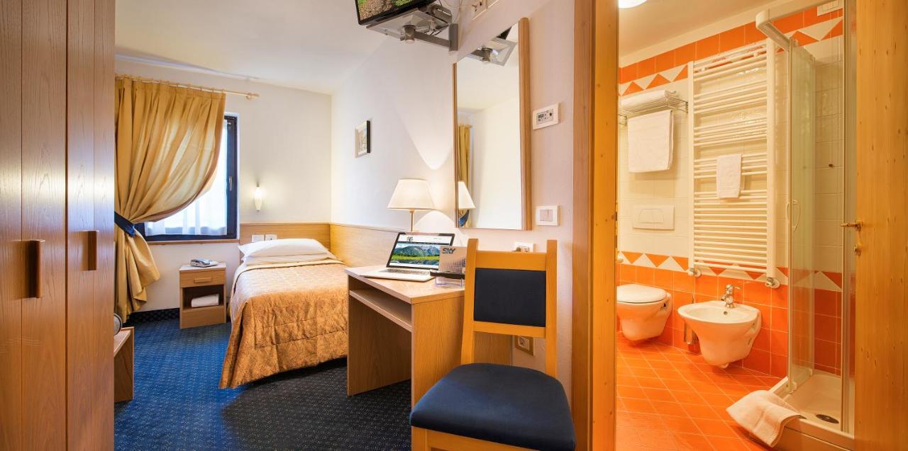Hotel Cristallo Peio Esterno foto