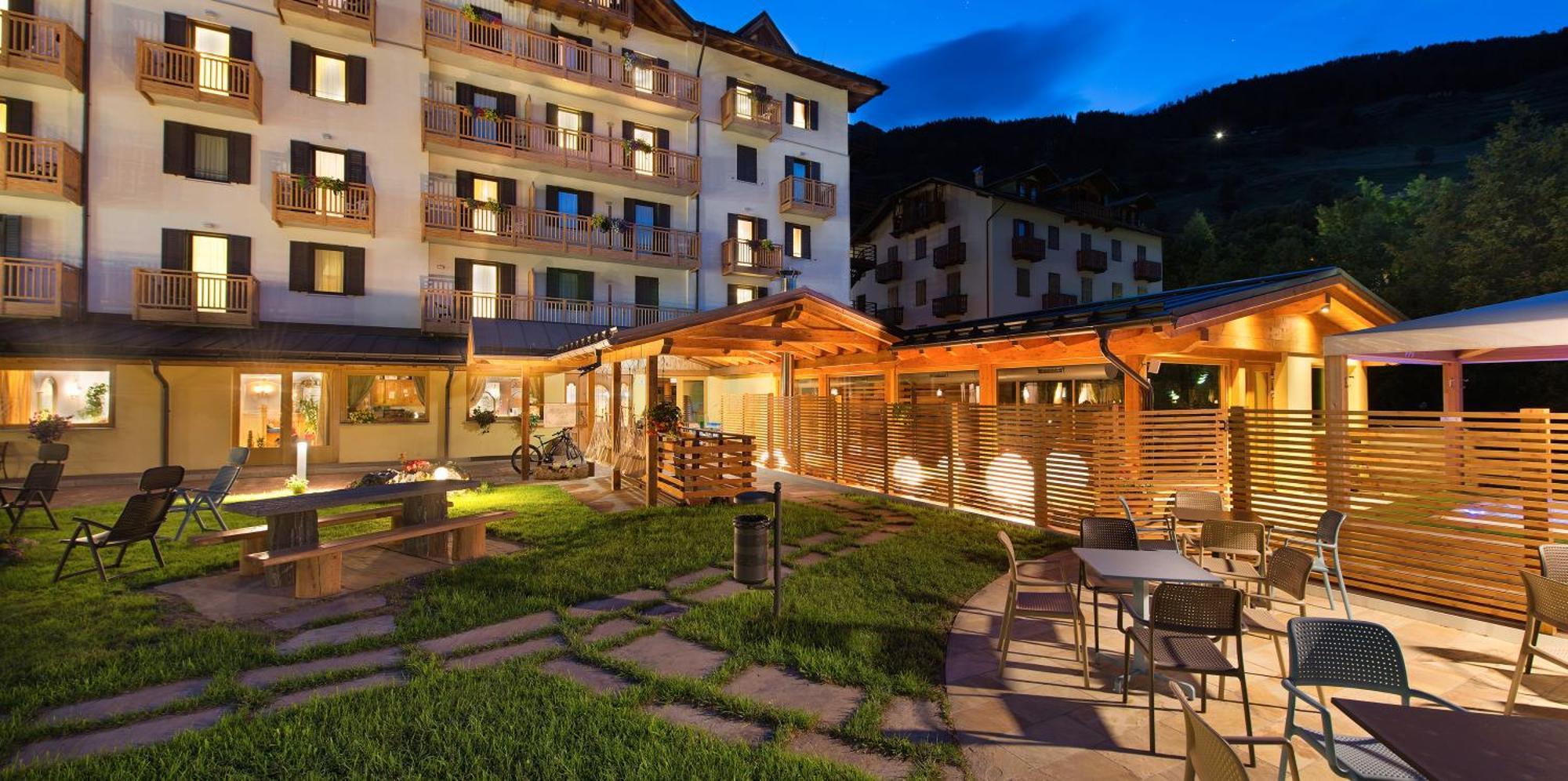 Hotel Cristallo Peio Esterno foto
